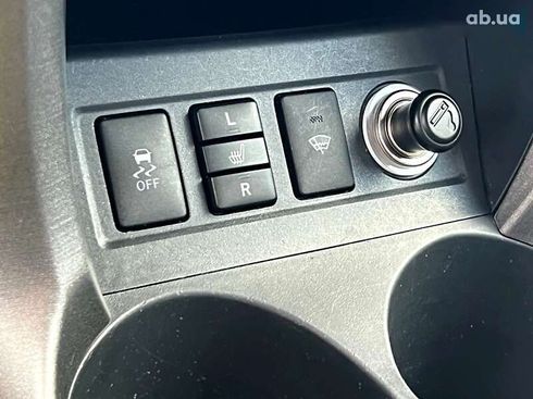 Toyota RAV4 2012 - фото 27
