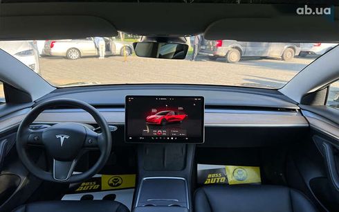 Tesla Model 3 2022 - фото 11