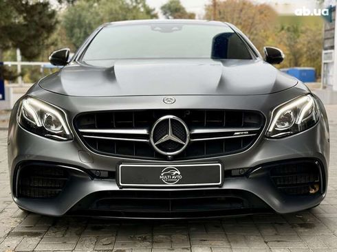 Mercedes-Benz E-Класс 2018 - фото 9