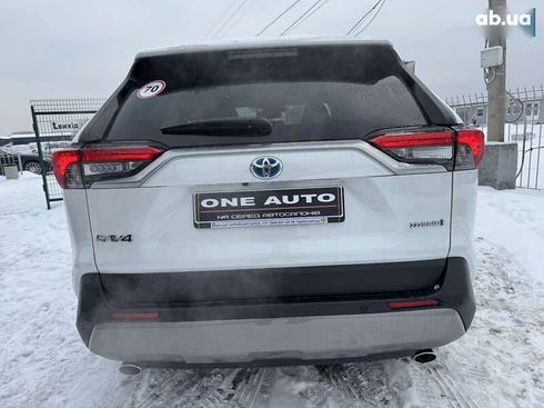Toyota RAV4 2024 - фото 6