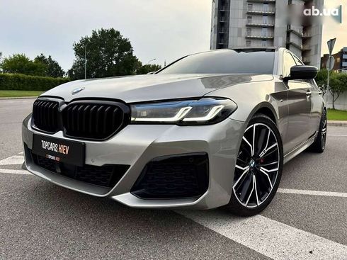BMW 5 серия 2021 - фото 3