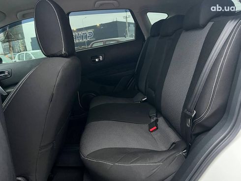 Nissan Qashqai 2011 белый - фото 36