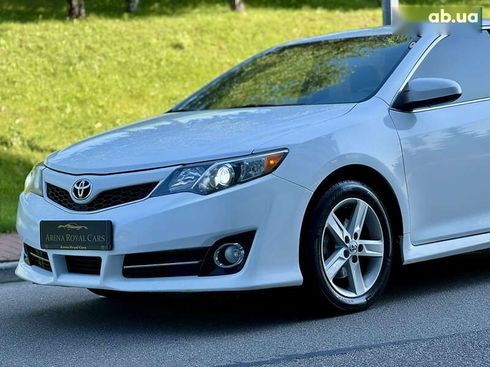 Toyota Camry 2014 - фото 9
