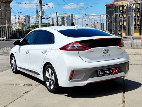 Hyundai Ioniq 2016 белый - фото 4