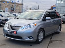 Продаж б/у мінівен Toyota Sienna в Харкові - купити на Автобазарі