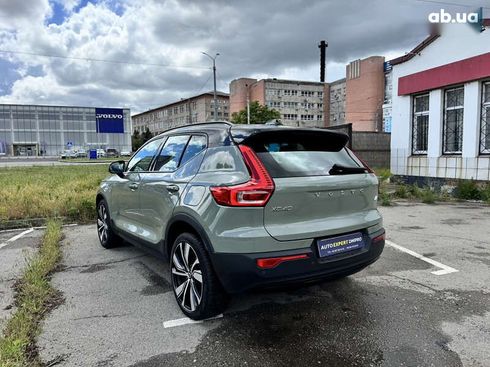 Volvo XC40 2021 - фото 11
