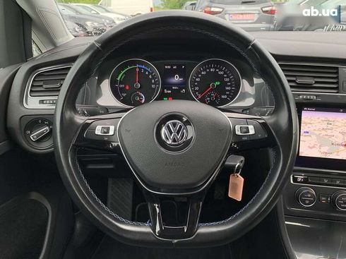 Volkswagen e-Golf 2020 - фото 17