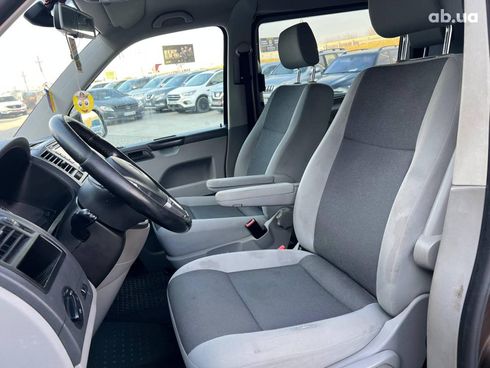 Volkswagen Transporter 2014 коричневый - фото 18
