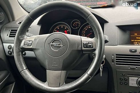 Opel Astra 2005 - фото 17