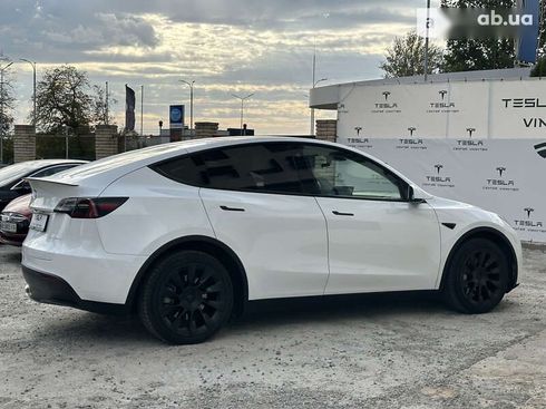 Tesla Model Y 2021 - фото 21