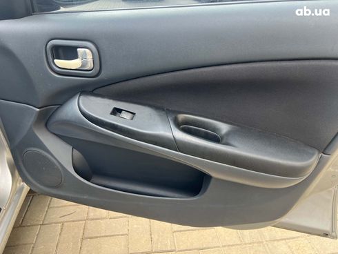 Nissan Almera 2005 серый - фото 16
