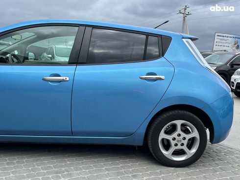 Nissan Leaf 2012 синий - фото 22