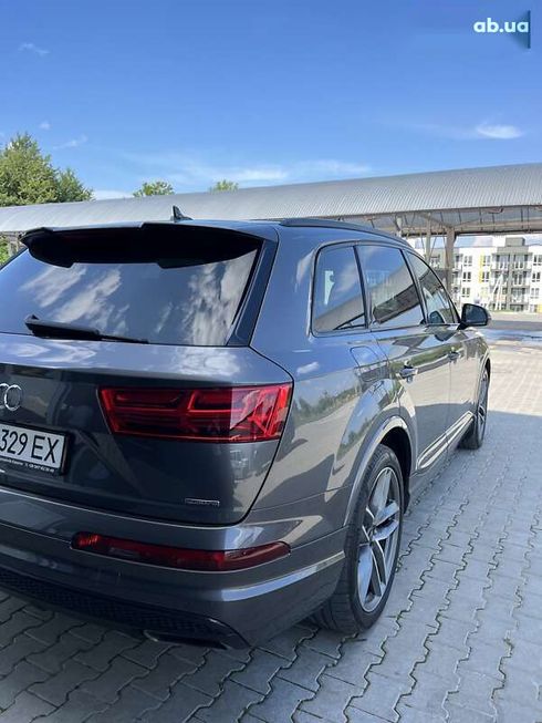 Audi Q7 2019 - фото 6