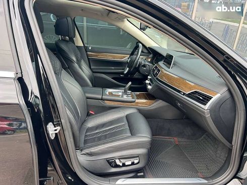 BMW 7 серия 2017 - фото 22