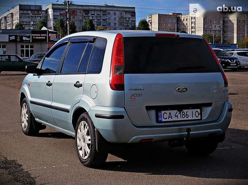 Ford Fusion 2003 - фото 4