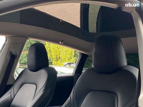Tesla Model Y 2022 - фото 14