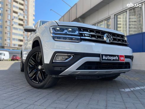 Volkswagen Atlas 2019 белый - фото 16