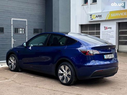 Tesla Model Y 2022 - фото 8