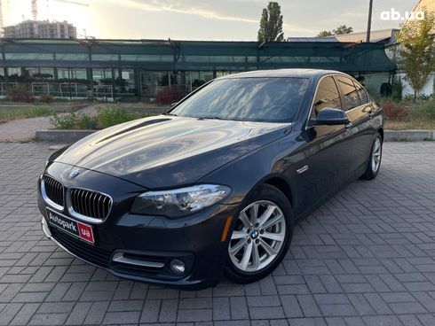 BMW 5 серия 2015 серый - фото 1