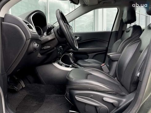 Jeep Compass 2019 - фото 16