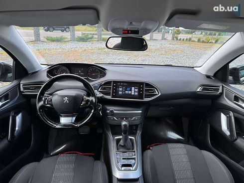 Peugeot 308 2016 - фото 15