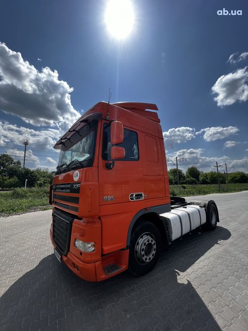 DAF XF 105.460 SC 2007 оранжевый - фото 3