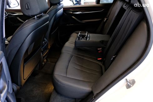 BMW X5 2016 белый - фото 8