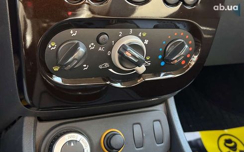Dacia Duster 2011 - фото 18