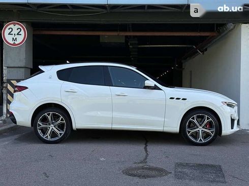 Maserati Levante 2018 - фото 15