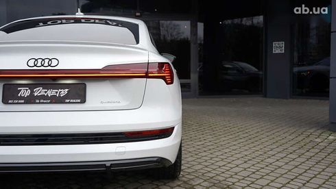 Audi E-Tron 2022 - фото 26