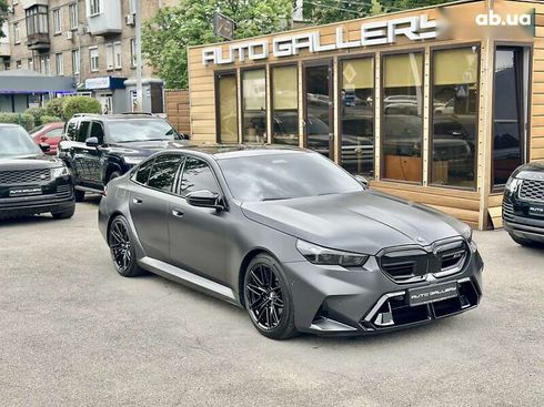 BMW M5 2024 - фото 5