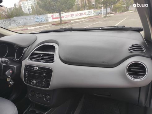 Fiat Linea 2014 белый - фото 9