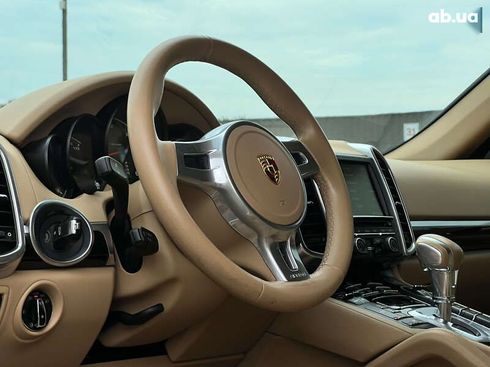 Porsche Cayenne 2014 - фото 20