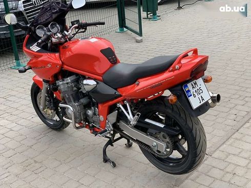 Suzuki GSF 2001 - фото 19