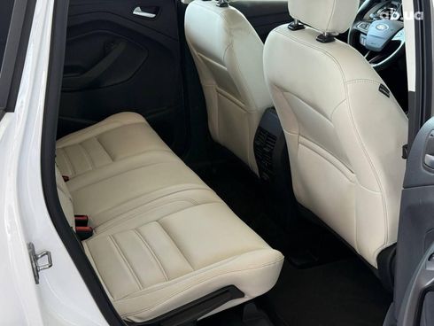 Ford Escape 2018 белый - фото 24