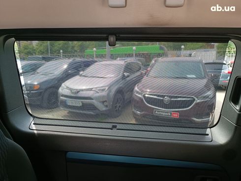 Peugeot Traveller 2019 серый - фото 19