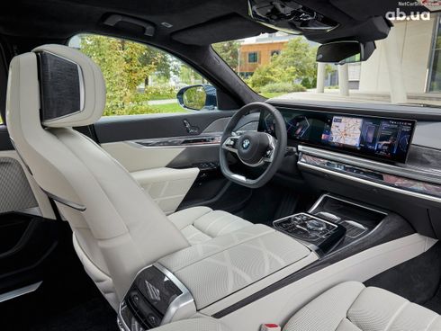 BMW 7 серия 2023 - фото 15