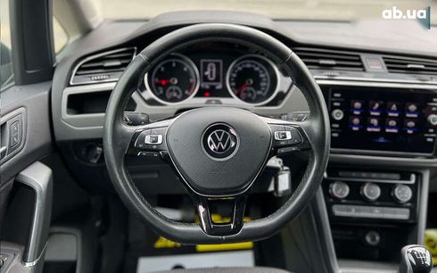 Volkswagen Touran 2020 - фото 15
