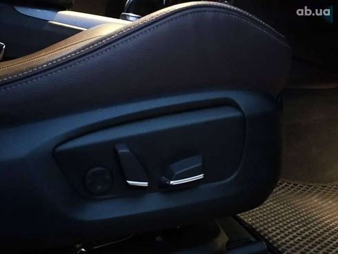 BMW X5 2017 - фото 30