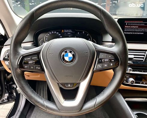 BMW 5 серия 2020 - фото 30