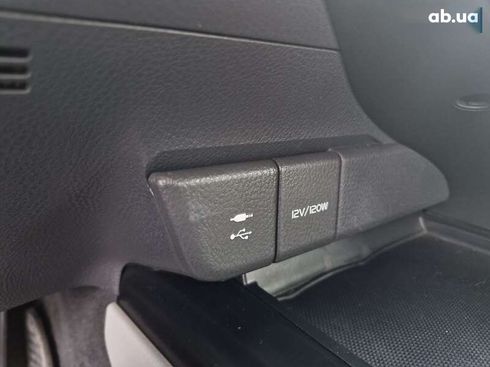 Toyota Camry 2018 - фото 30
