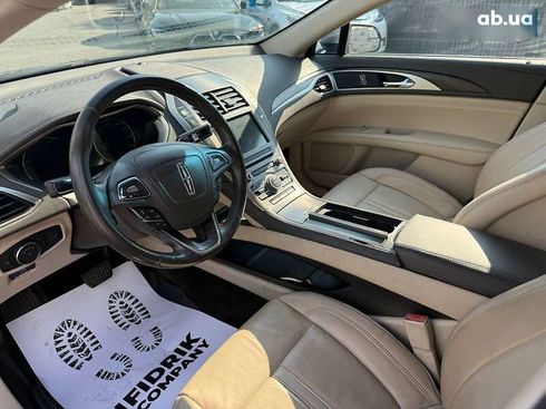 Lincoln MKZ 2017 - фото 9