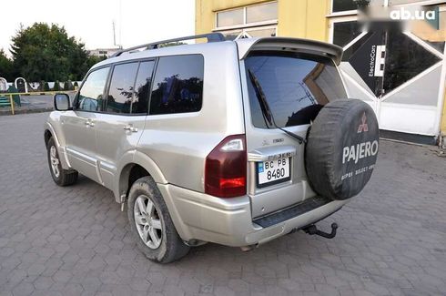 Mitsubishi Pajero 2006 - фото 12