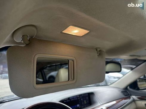 Lexus LS 2014 - фото 27