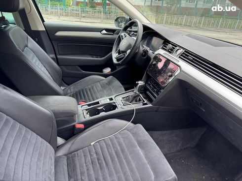 Volkswagen passat b8 2017 черный - фото 20