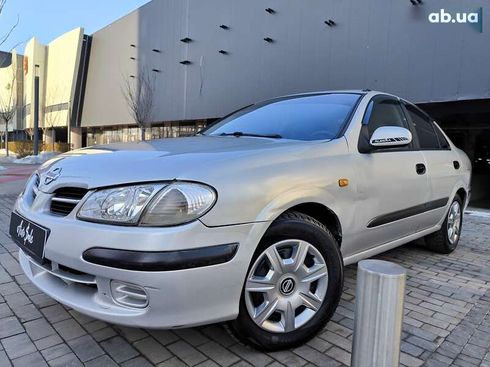 Nissan Almera 2001 - фото 3