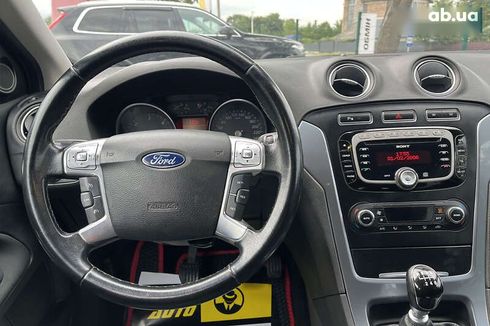 Ford Mondeo 2011 - фото 19