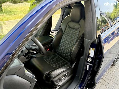 Audi SQ8 2021 - фото 25