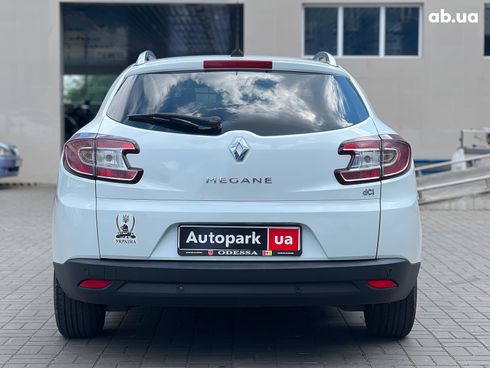 Renault Megane 2010 белый - фото 8