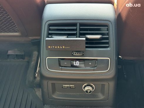 Audi A4 2019 белый - фото 32